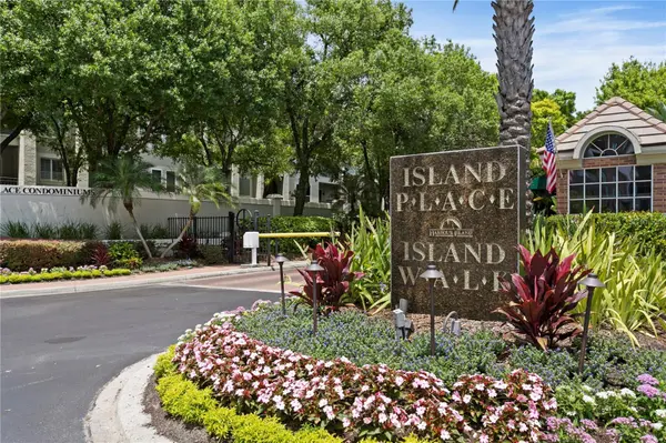 751 CORAL REEF DR #751, Tampa, FL 33602