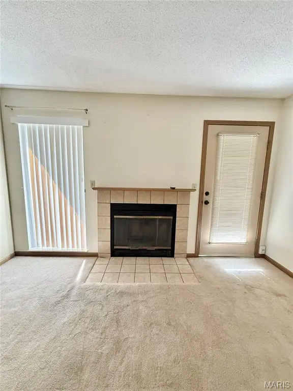 102 HILLSIDE LN, Belleville, IL 62223