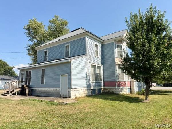 407 W 2nd ST, Montgomery City, MO 63361