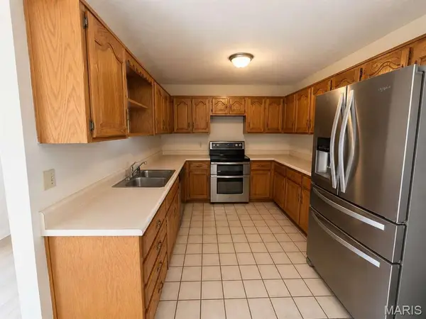 1401 Woodspice TRL, Lebanon, MO 65536
