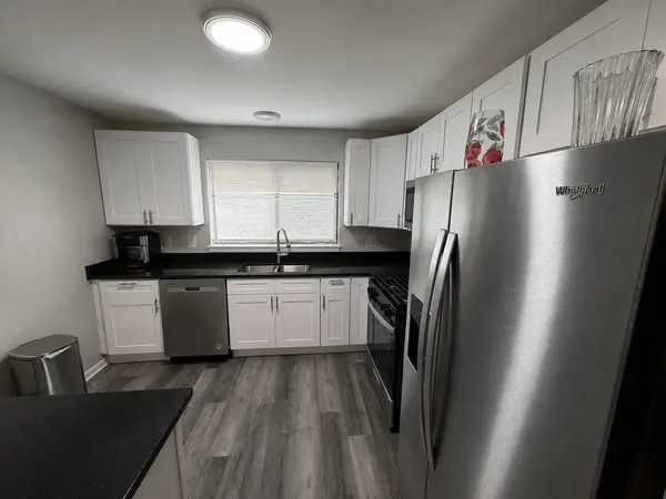 116 Manchester CT #916, Schaumburg, IL 60193