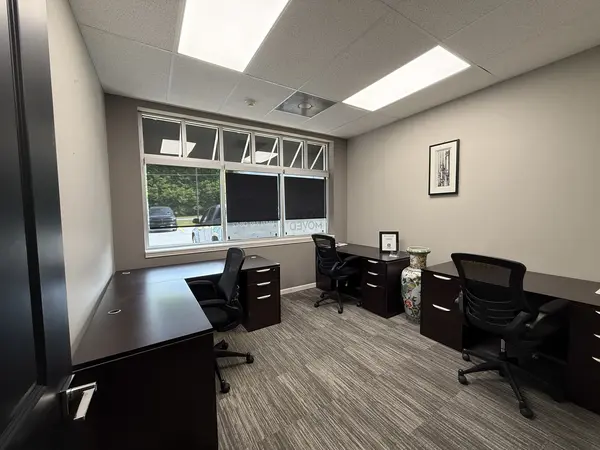 777 E Algonquin RD, Algonquin, IL 60102
