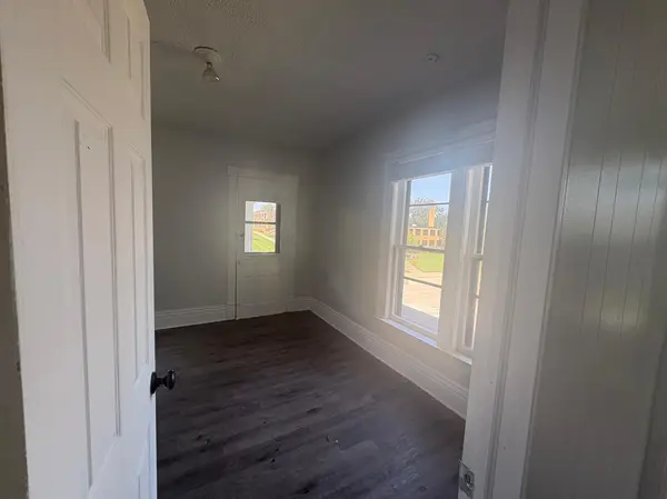 805 S Cedar AVE, Owatonna, MN 55060