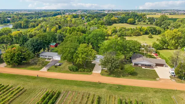 8887 Reitz Lake RD, Waconia, MN 55387