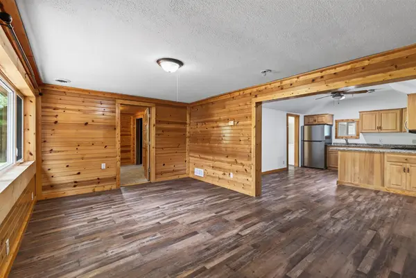 32251 Roanoke ST NW, Cambridge, MN 55008