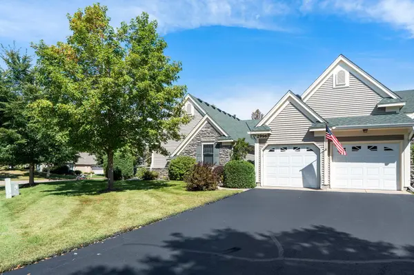 2996 Highcourte, Roseville, MN 55113