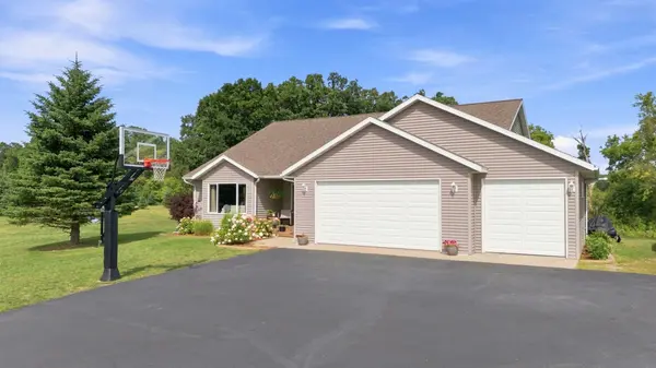 30860 Carefree LN, Frazee, MN 56544