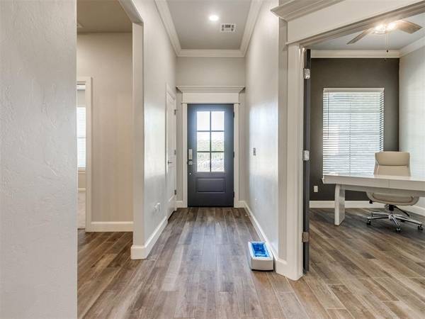 1124 Colonial AVE, Tuttle, OK 73089