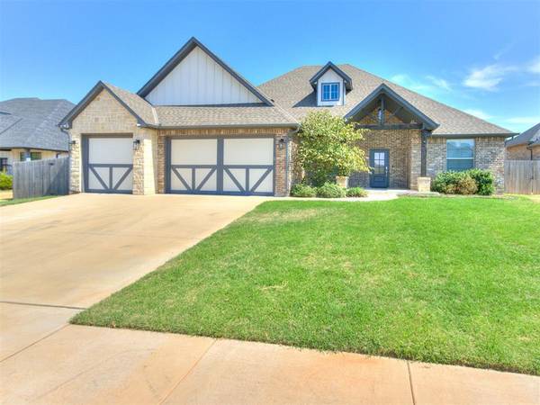 1124 Colonial AVE, Tuttle, OK 73089