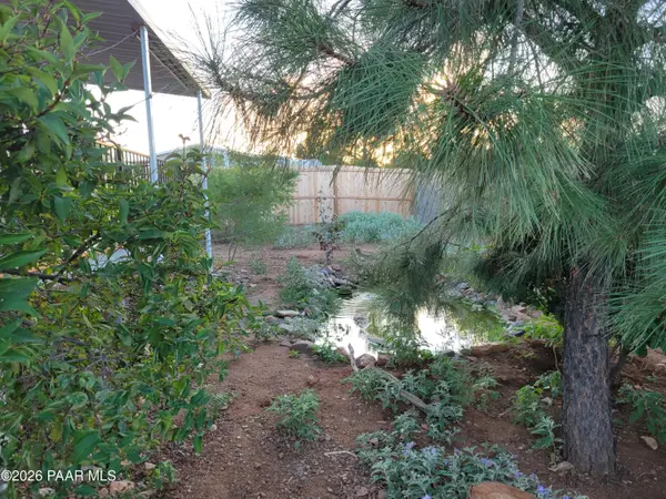 20913 E Valley View LN, Mayer, AZ 86333