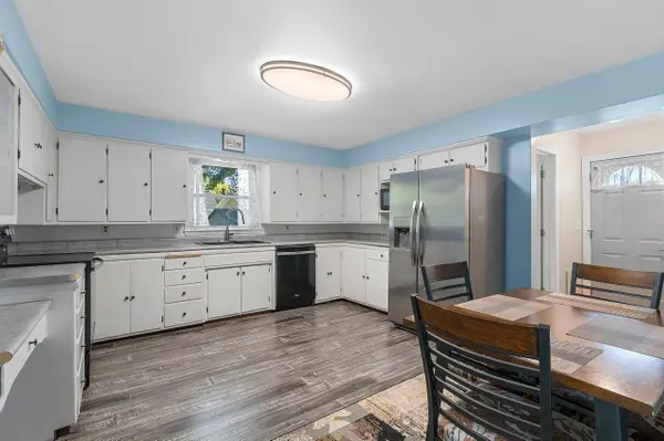 327 S EMERY AVE, Peshtigo, WI 54157