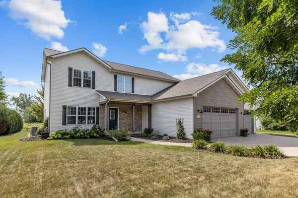 W6967 GLEN VALLEY DR, Greenville, WI 54942