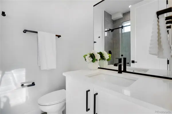 5148 W 44th AVE, Denver, CO 80212