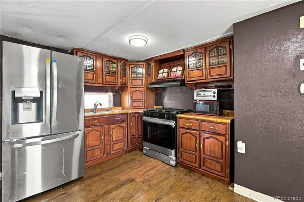 2100 W 100th AVE, Thornton, CO 80260