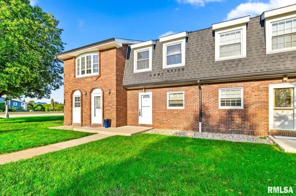 1900 S 2ND AVE, Morton, IL 61550