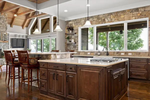 6835 Jasper Highlands Boulevard, Jasper, TN 37347