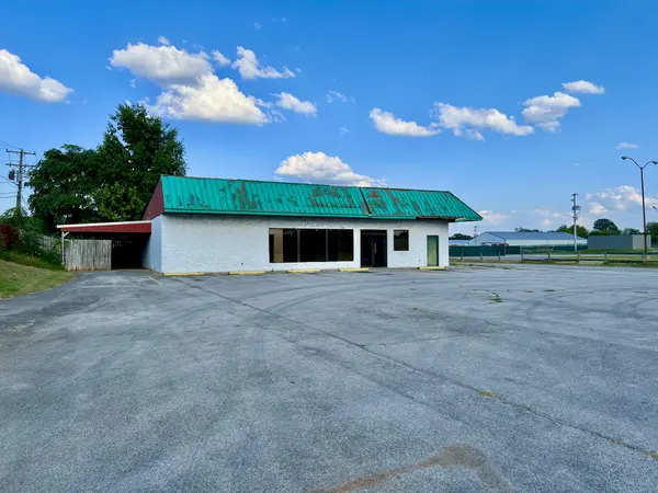 828 N Main St, Franklin, KY 42134
