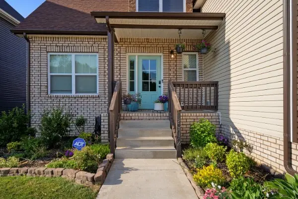 1672 Ellie Piper Cir, Clarksville, TN 37043