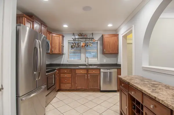 2709 Brunswick Drive, Nashville, TN 37207