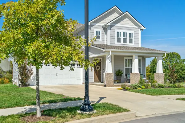 2205 Maytown Cir, Thompsons Station, TN 37179