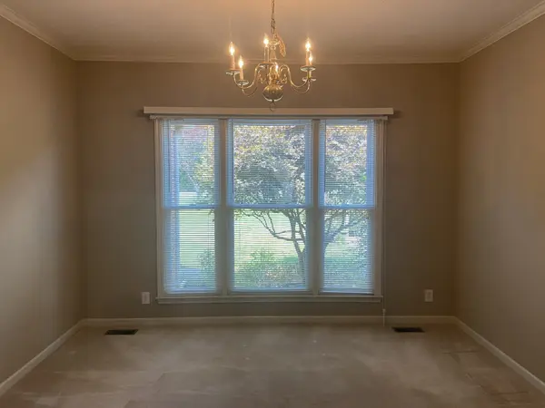 4237 Trenton Rd, Clarksville, TN 37040