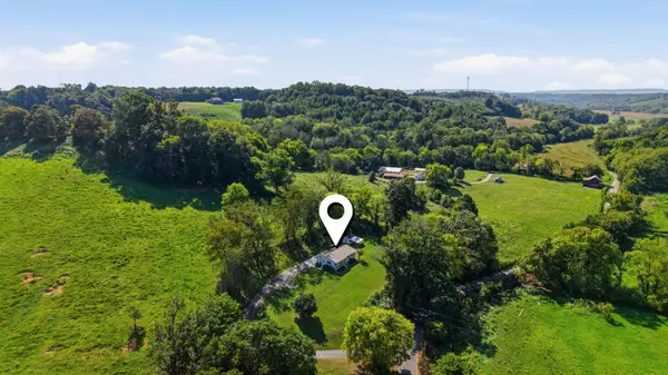 1120 Bull Run Rd, Lynchburg, TN 37352