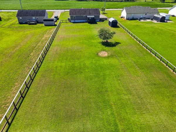 7970 Highway 52, Orlinda, TN 37141