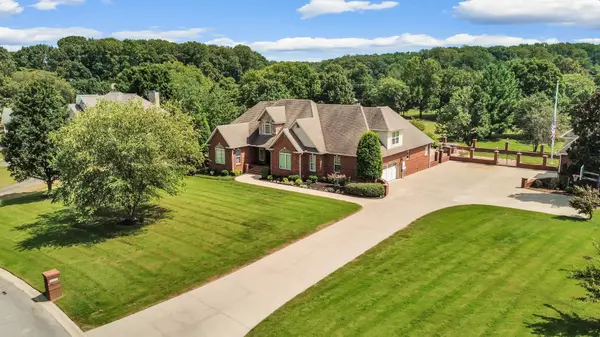 4884 Saint Andrew Ct, Clarksville, TN 37043