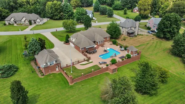 4884 Saint Andrew Ct, Clarksville, TN 37043