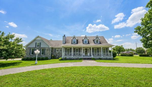 131 Stonehouse Dr, Gallatin, TN 37066