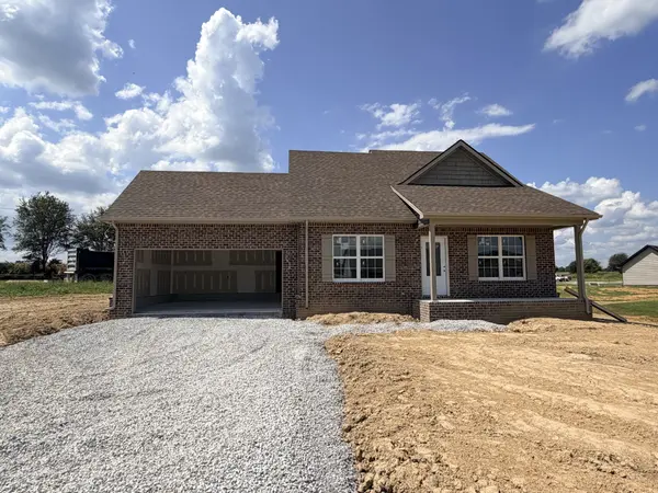 126 Hilltop St, Manchester, TN 37355