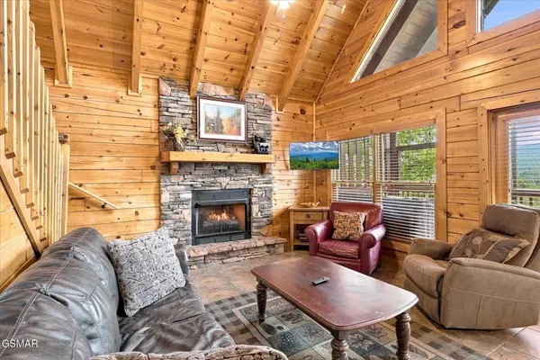 4626 Nottingham Heights Way, Pigeon Forge, TN 37863