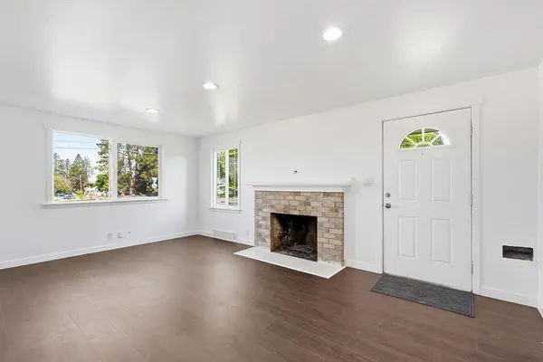 2527 W Lacrosse Ave, Spokane, WA 99205