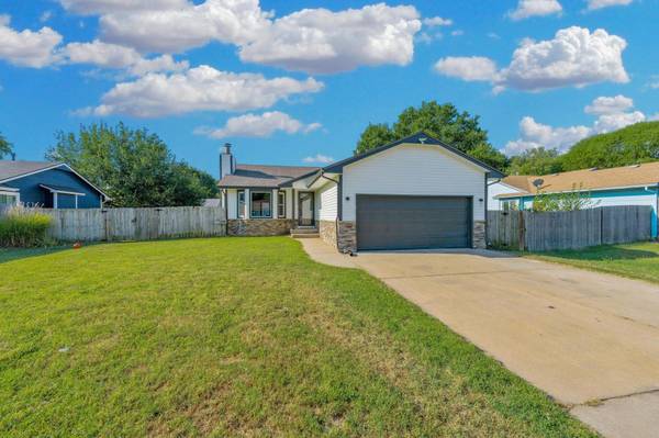 523 W Maywood St, Wichita, KS 67217