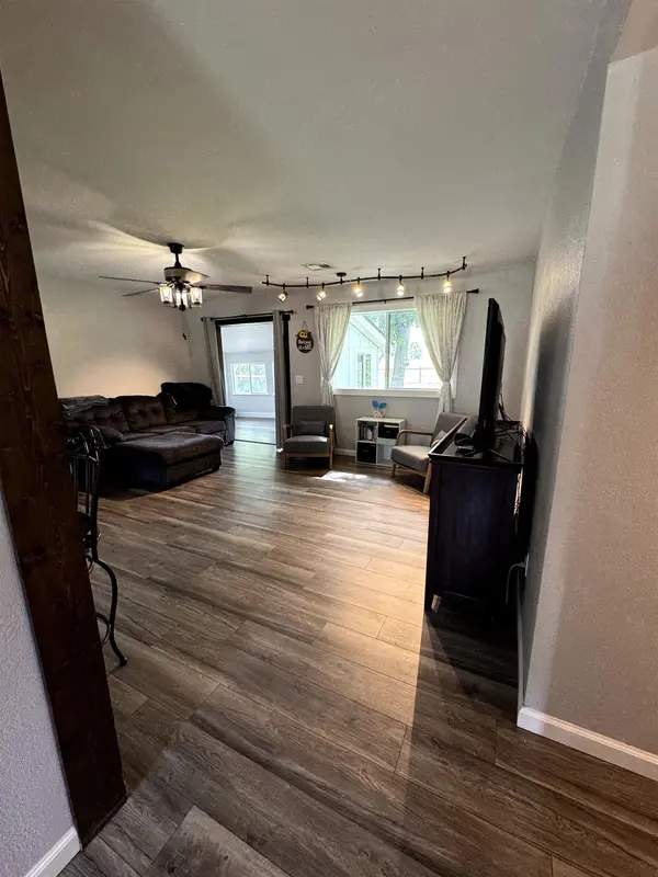 1021 Mccaskey Drive, Rose Hill, KS 67133