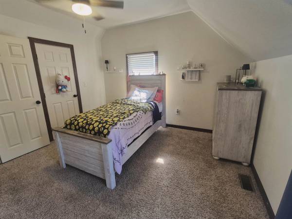 822 N C, Arkansas City, KS 67005