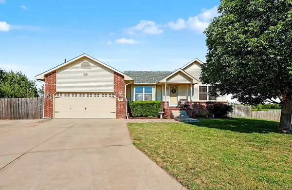2604 Mainsgate Cir, Augusta, KS 67010