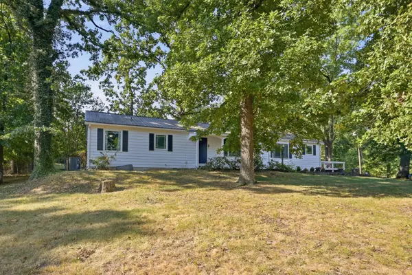 16997 State Rte Hh, Neosho, MO 64850