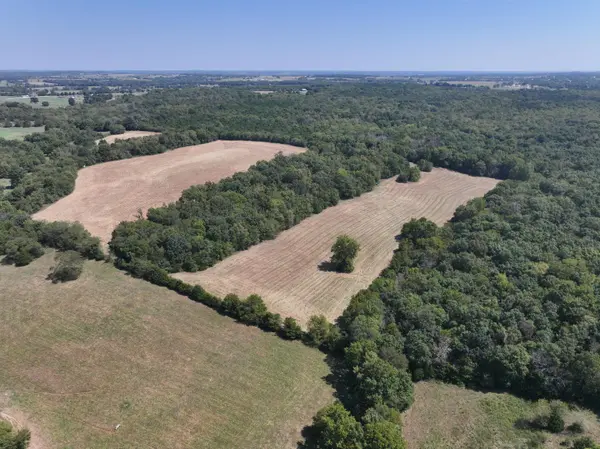 000-B S 140th RD, Morrisville, MO 65710