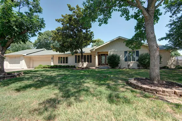 3451 E Carol DR, Springfield, MO 65809