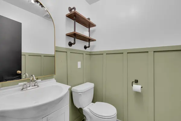 1359 Old Post RD, Gaffney, SC 29341