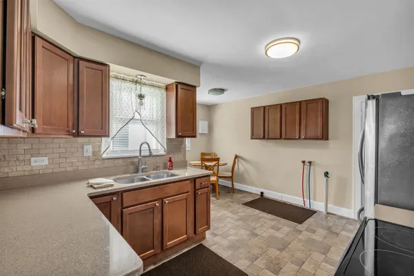 127 S Cleveland PARK, Spartanburg, SC 29303
