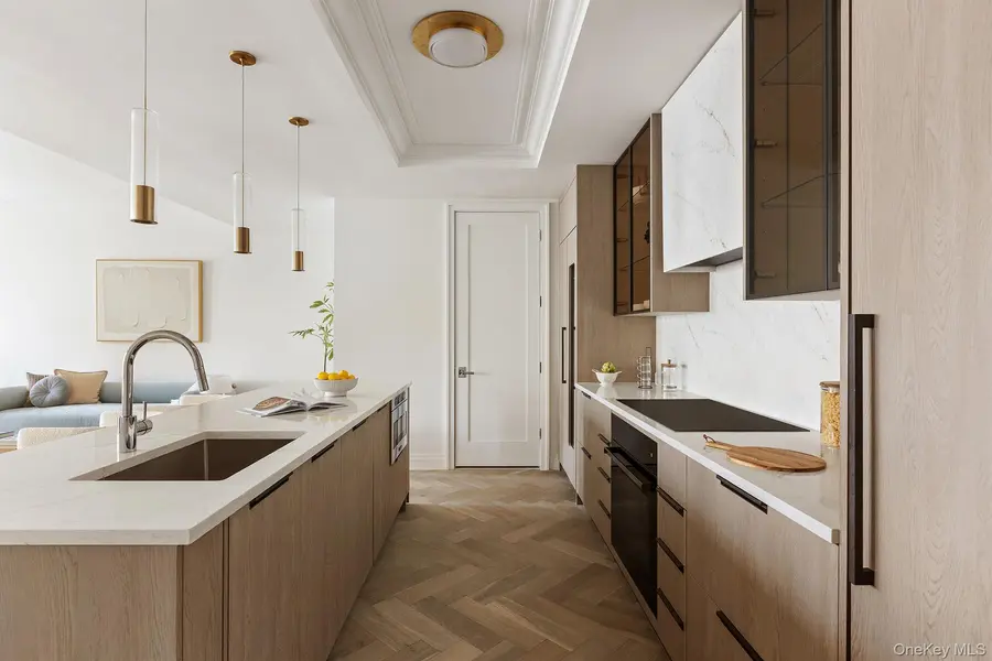 78-29 Austin ST #TH7, Forest Hills, NY 11375