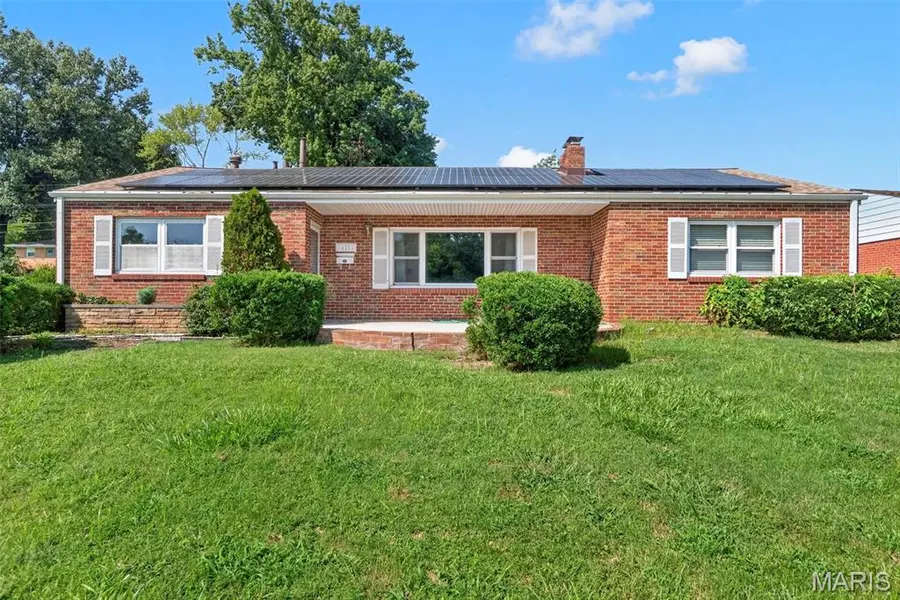 10251 Midland BLVD, Overland, MO 63114