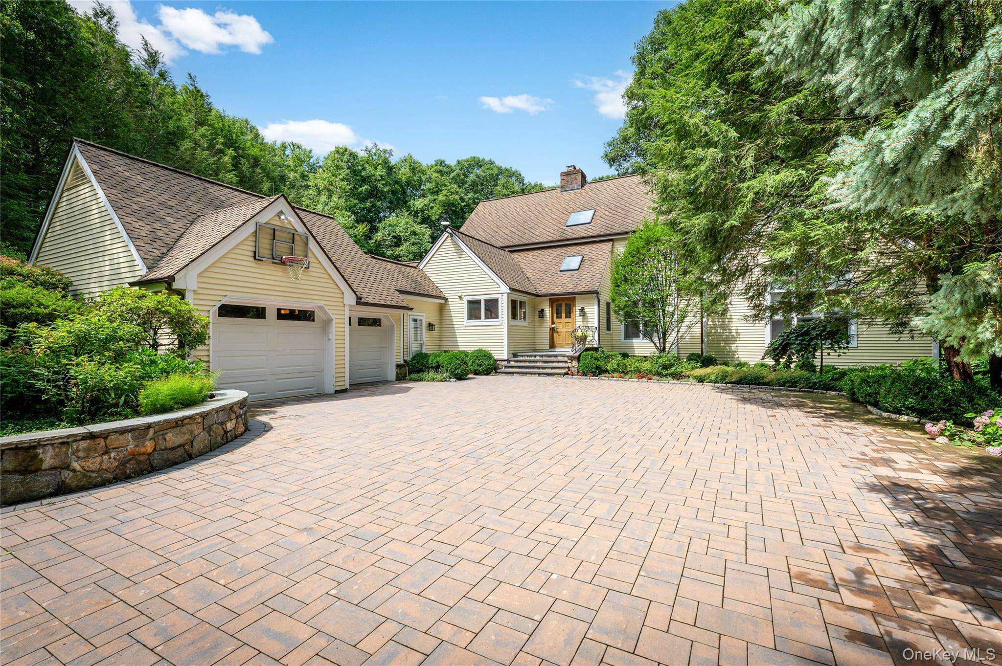 55 Old Logging RD, Pound Ridge, NY 10576