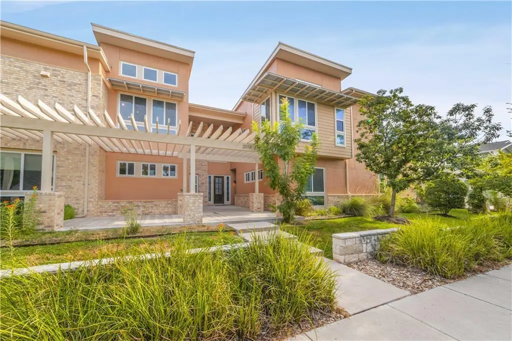 2016 Simond Ave #D, Austin, TX 78723