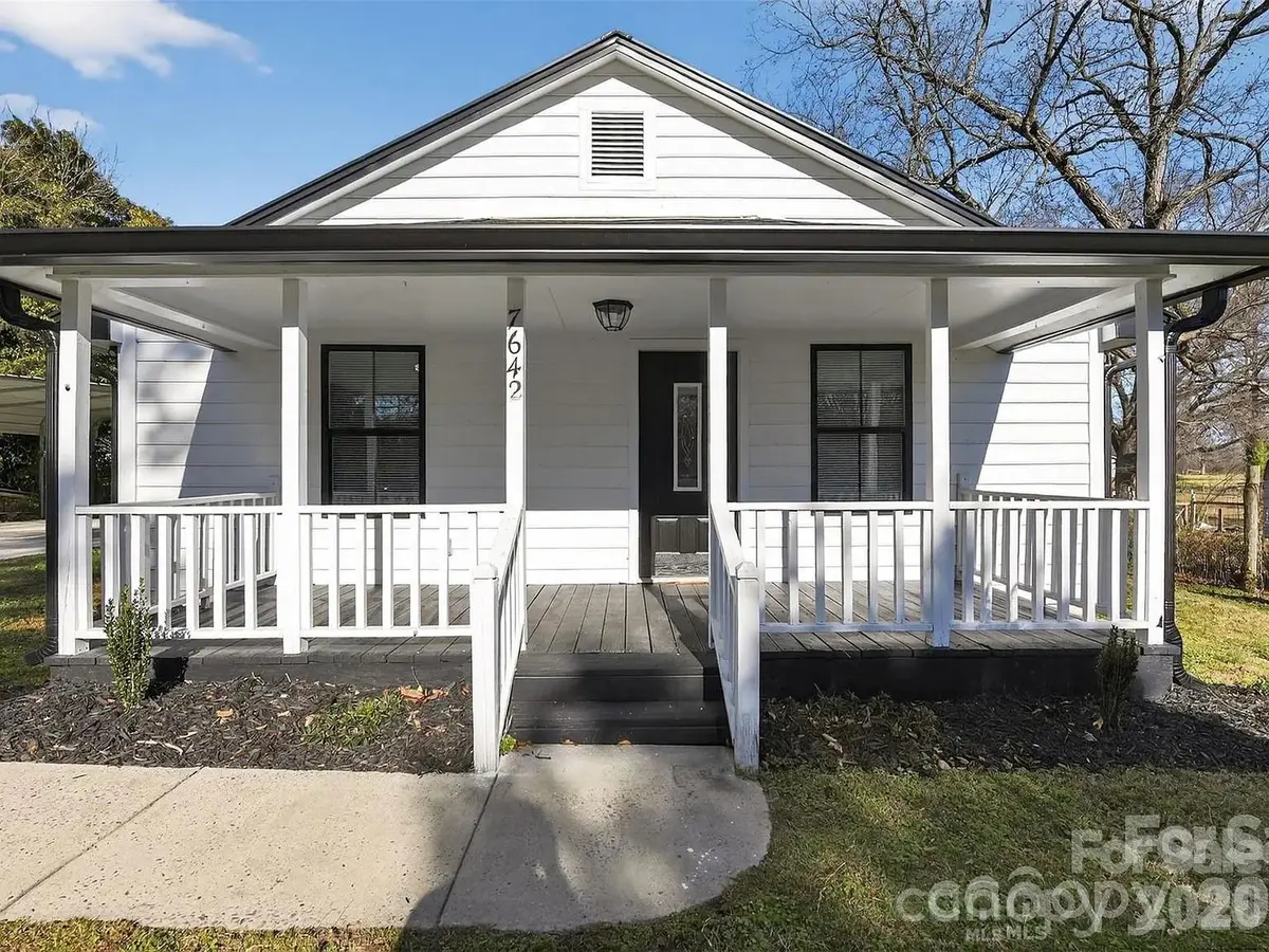 7642 Dallas Cherryville HWY, Cherryville, NC 28021