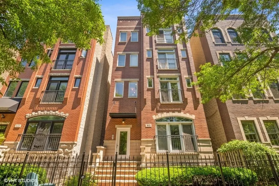 3633 N Wilton AVE #1, Chicago, IL 60613