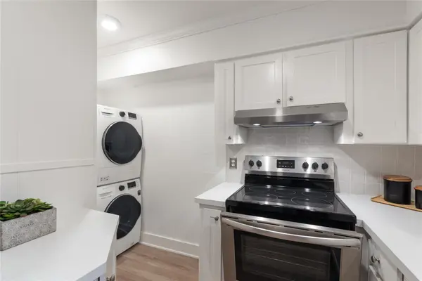 2122 Hancock DR #103, Austin, TX 78756