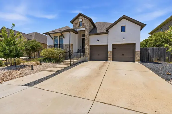 301 Carpenter Hill DR, Buda, TX 78610